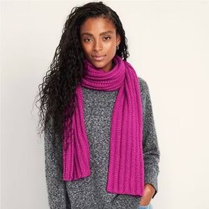 NWT Old Navy Chunky Knit Scarf Long Magenta Pink Cozy Chic Winter Fall Accessory